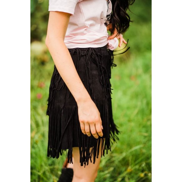 SMOOTH DREAM FRINGE SKIRT - Picture 3 of 4
